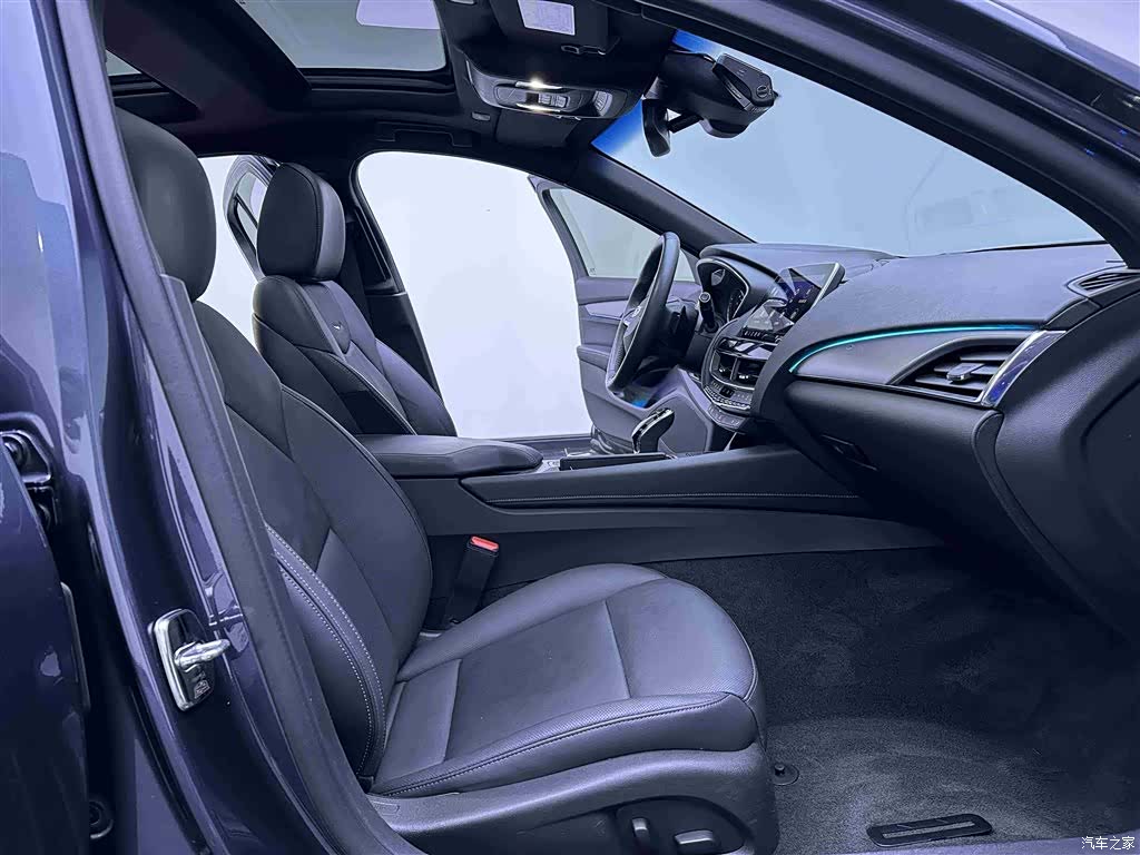 Cadillac CT5, 2022 10