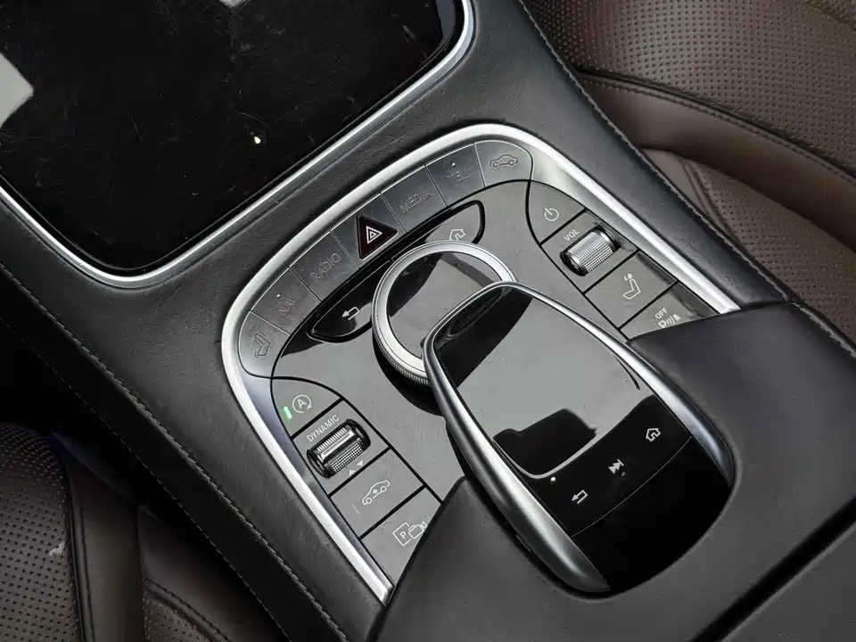 Mercedes-Benz Maybach S-class