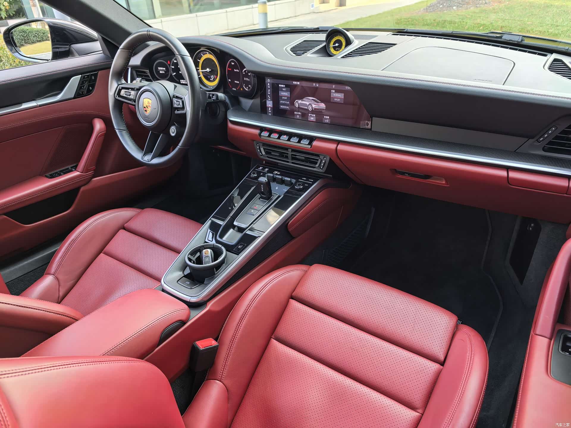 Porsche 911, 2021 31