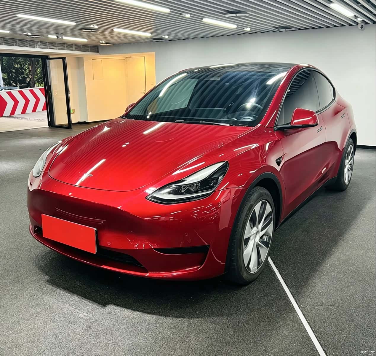 Tesla Model Y, 2022 1