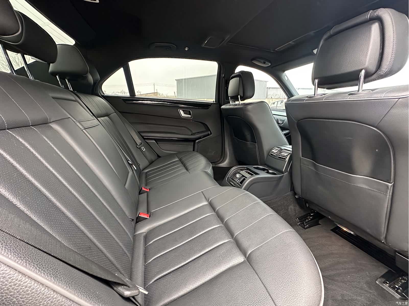 Mercedes-Benz E-Class, 2016 8