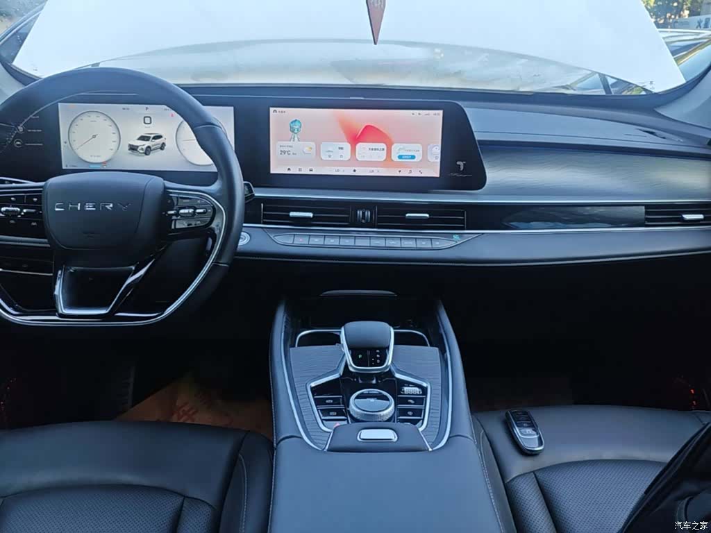 Chery Tiggo 8, 2025 13