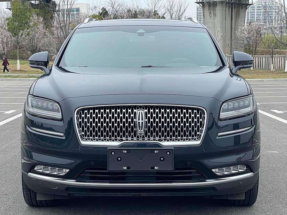 Lincoln Navigator