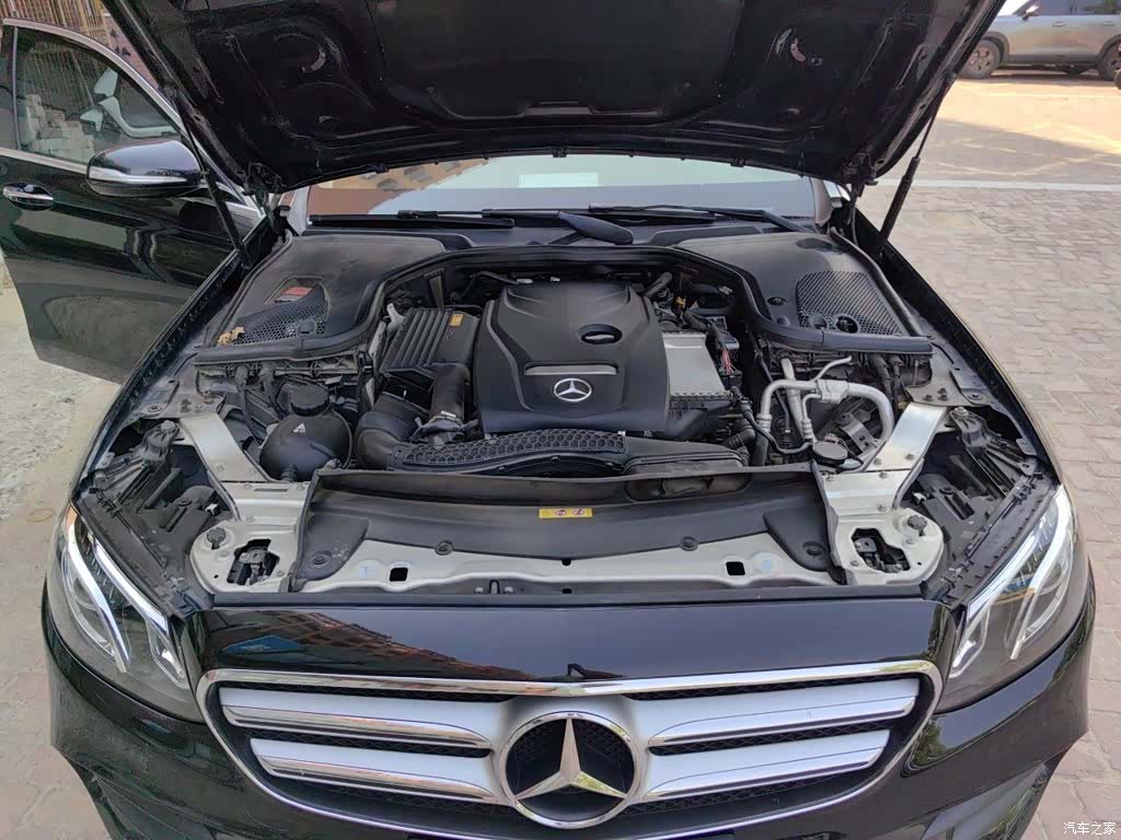 Mercedes-Benz E-Class, 2019 11
