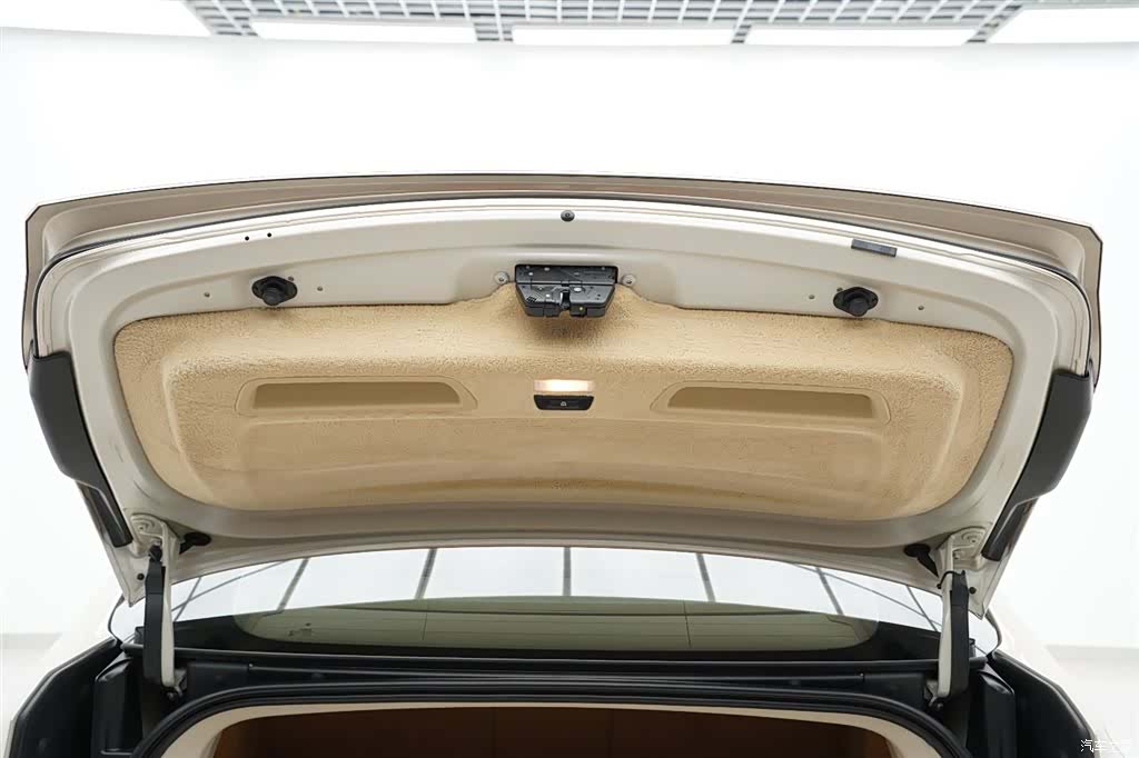 BMW 5 Series, 2015 23