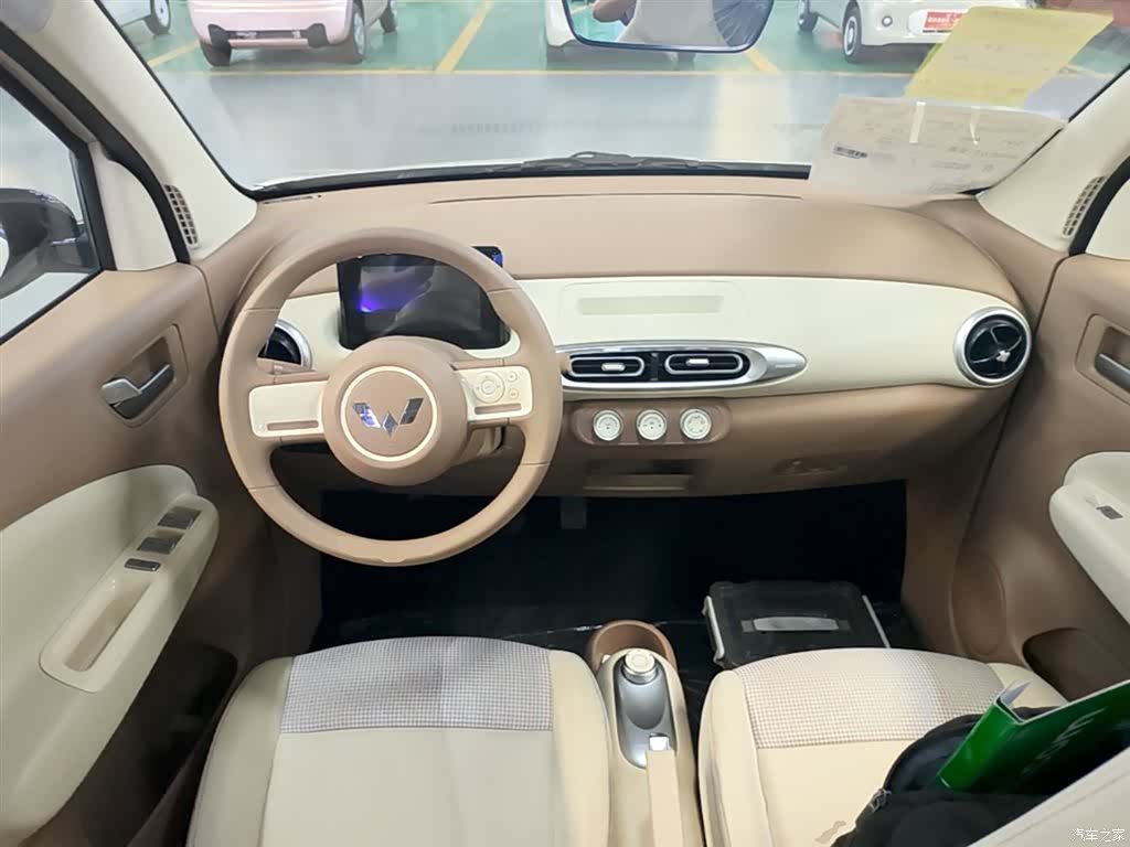 Wuling MINIEV, 2026 10