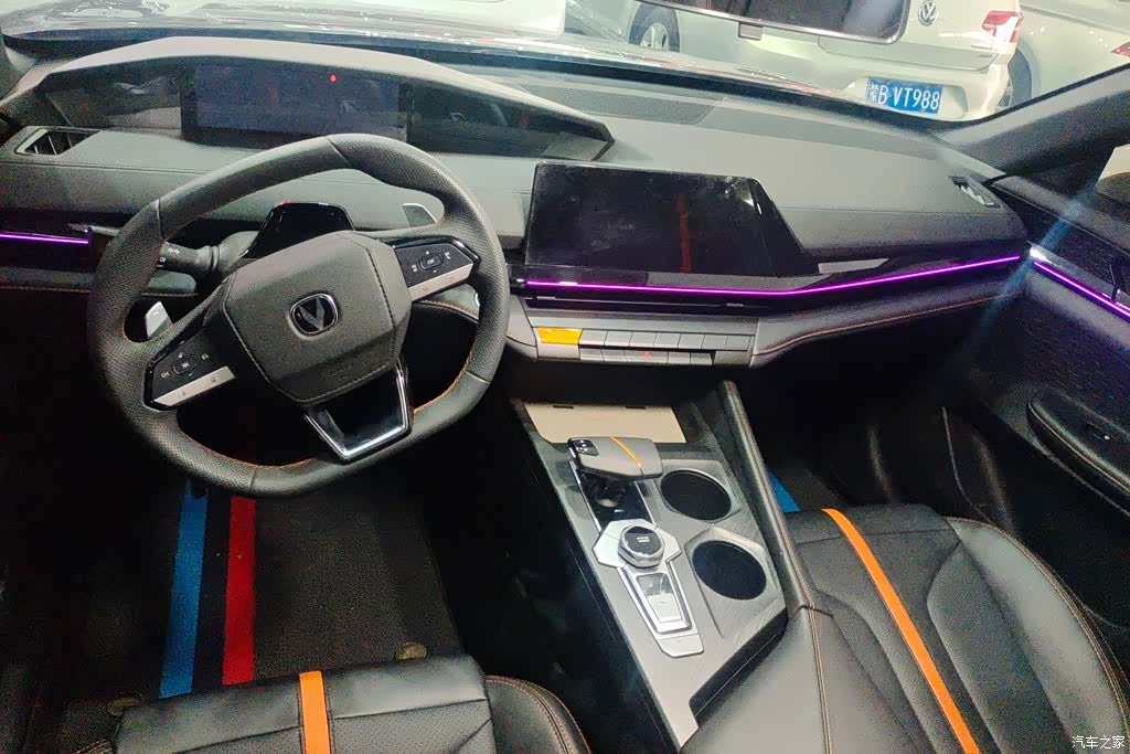 Changan UNI-V, 2025 11