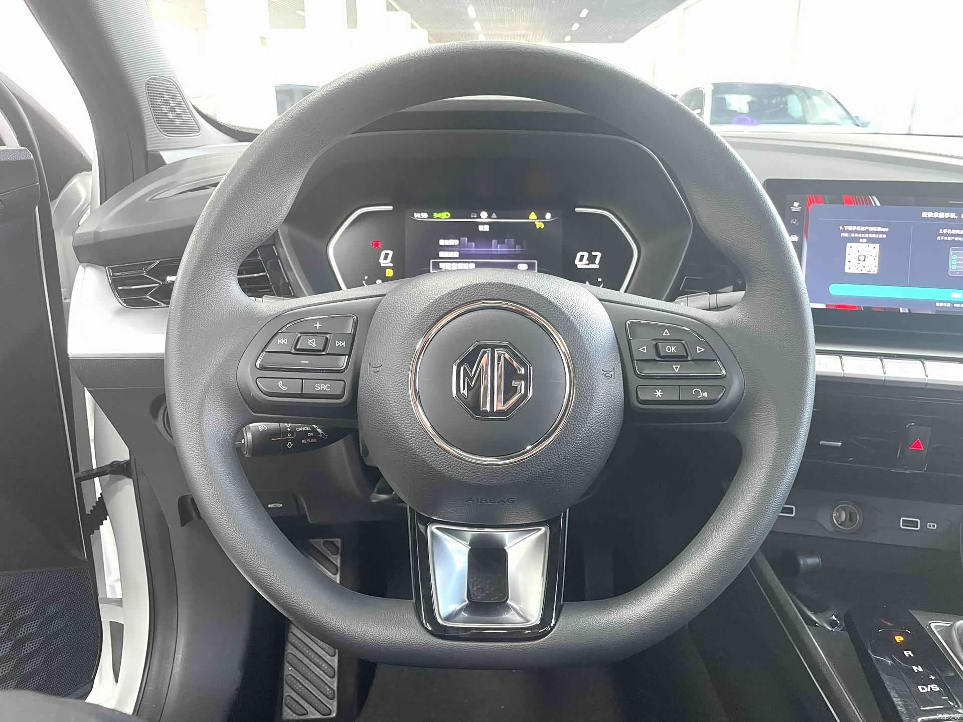 MG MG5, 2023 все фото
