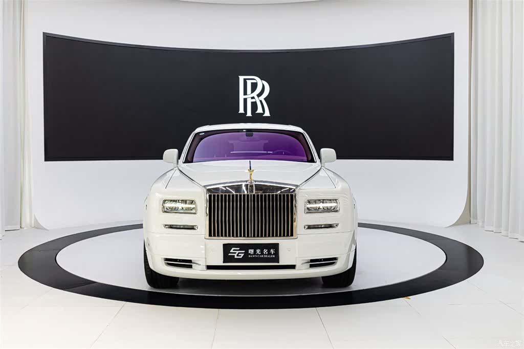 Rolls-Royce Phantom, 2016 2
