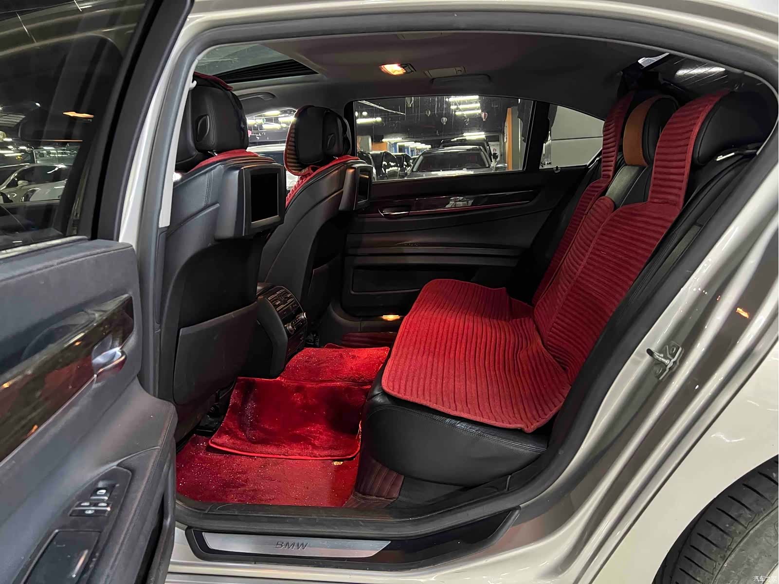 BMW 7 Series, 2011 7