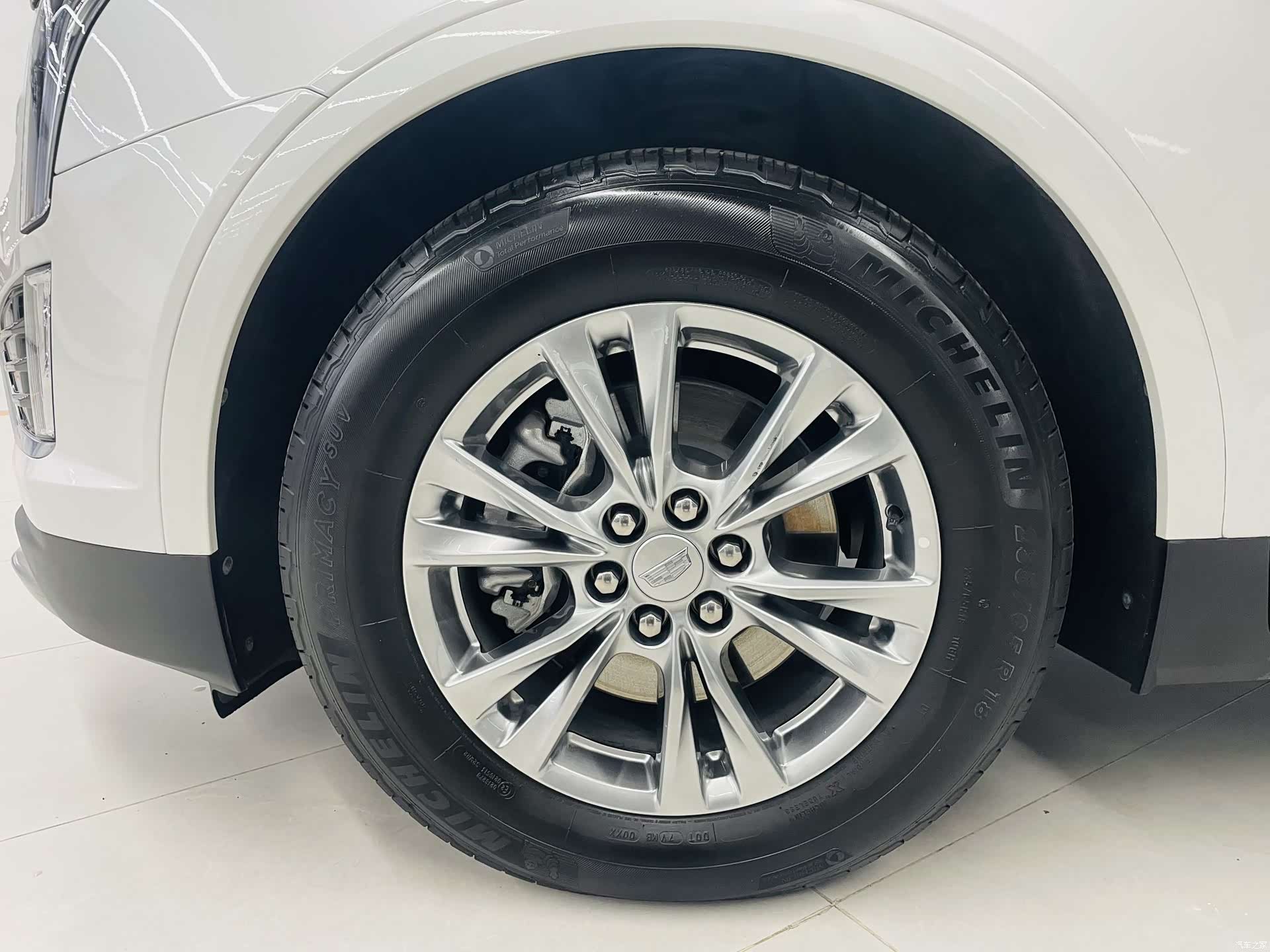 Cadillac XT5, 2024 3