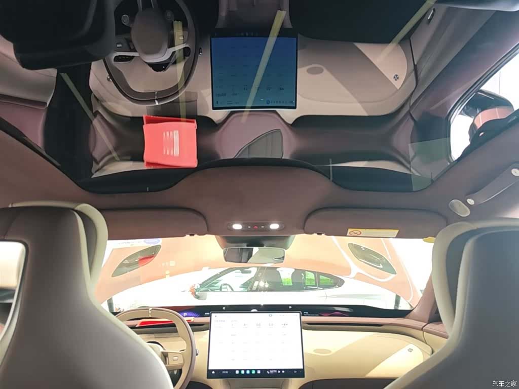 Xiaomi YU7, 2025 18