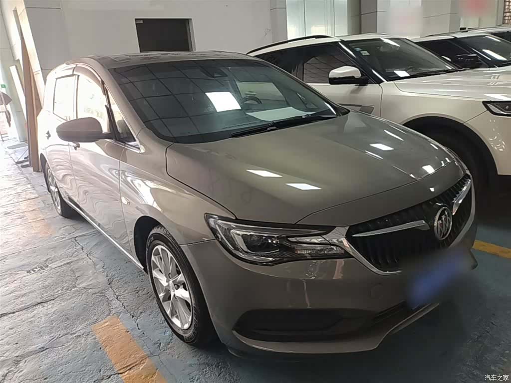 Buick GL6, 2018 4