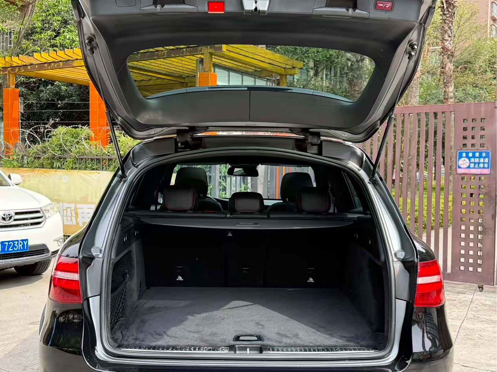 Mercedes-Benz GLC, 2019 17