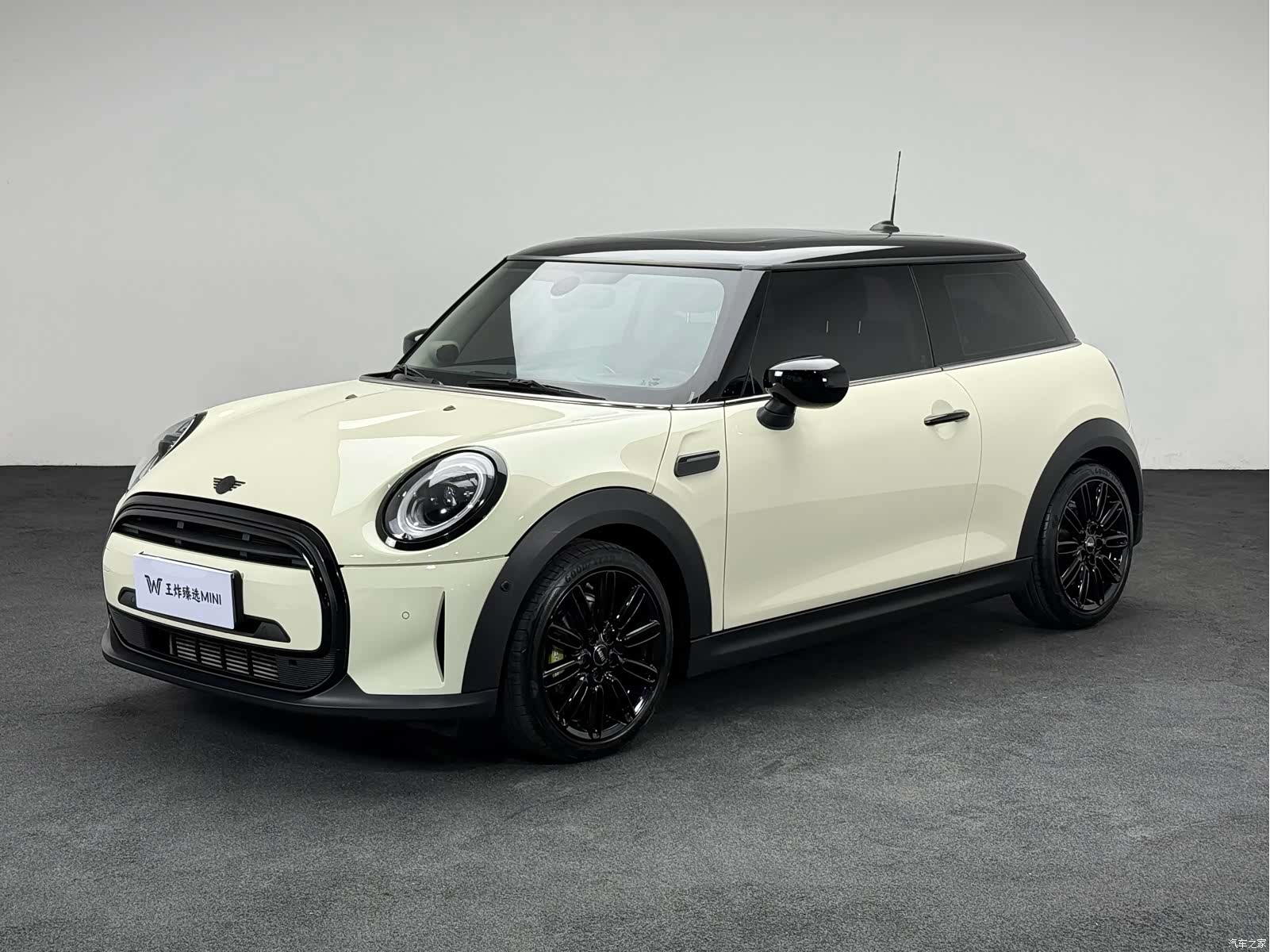 Mini Cooper, 2023 1