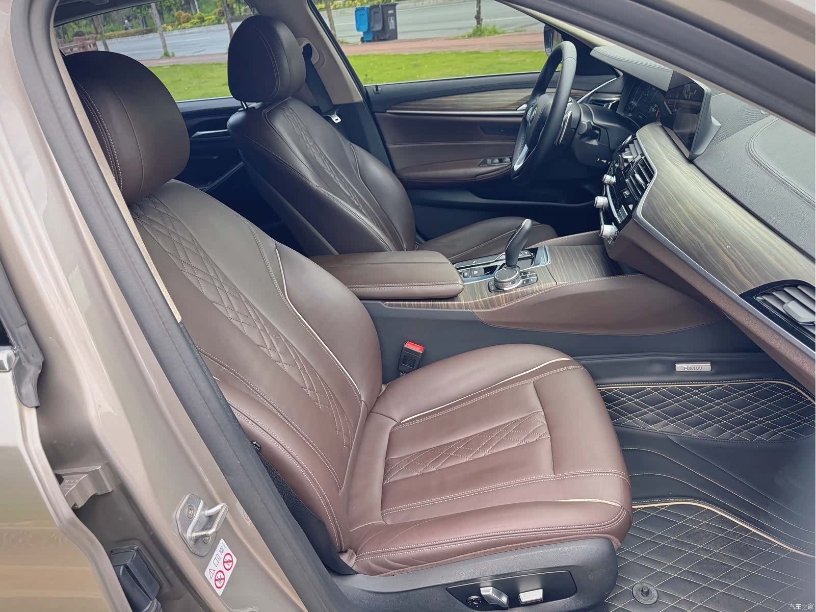 BMW 5 Series, 2019 15