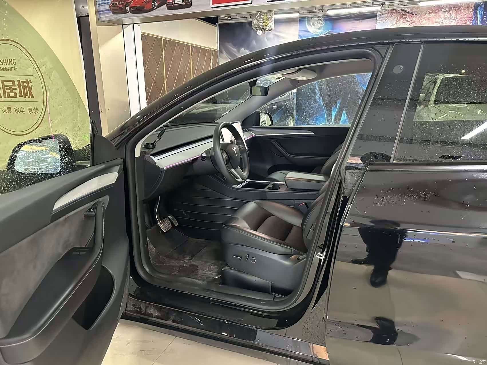 Tesla Model Y, 2024 13