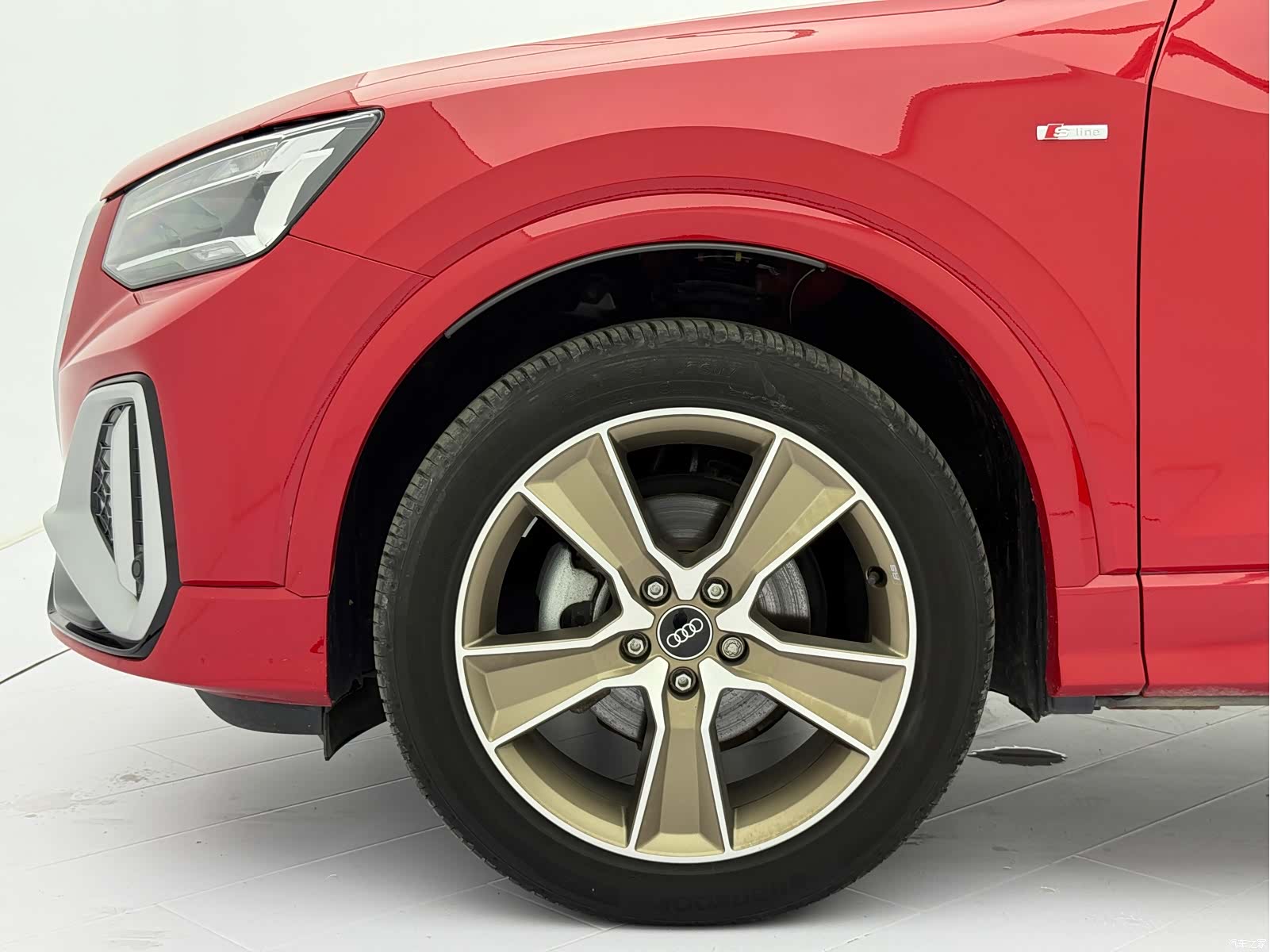 Audi Q2L, 2022 21