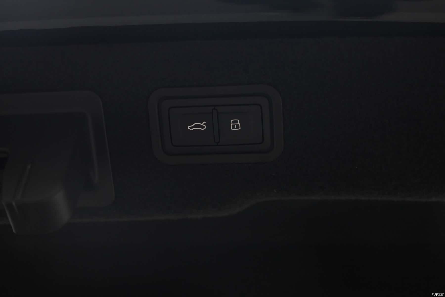 Audi A8L, 2023 28