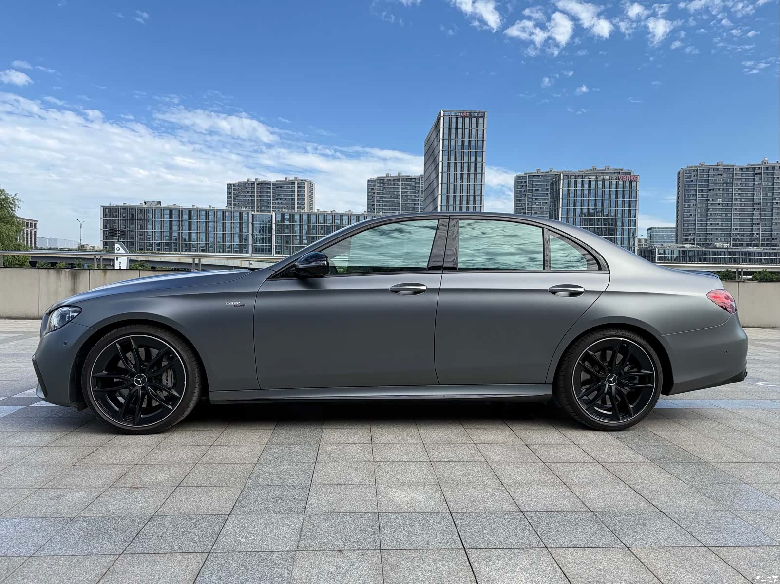 Mercedes-Benz E-Class, 2022 все фото