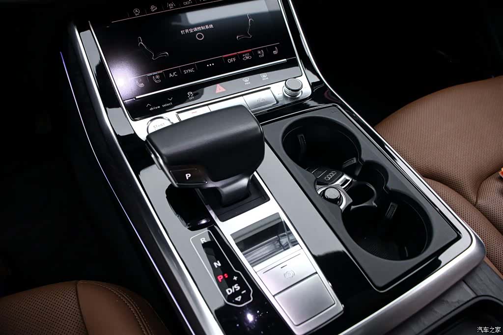 Audi Q8, 2020 9
