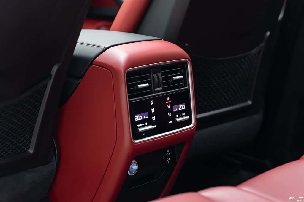 Porsche Cayenne, 2021 11