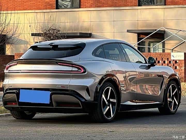 Xiaomi YU7, 2025 3