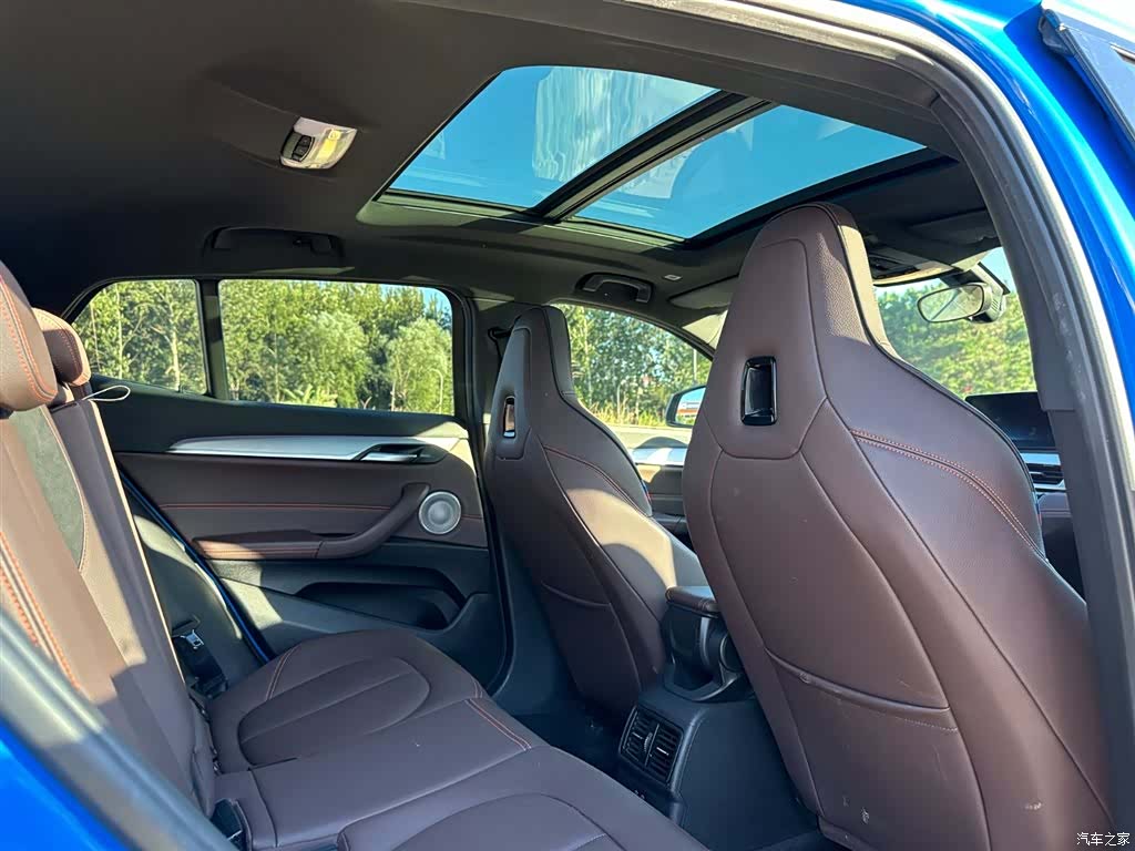 BMW X2, 2021 21