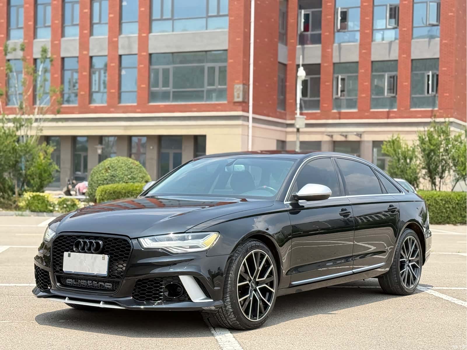 Audi A6L, 2013 1
