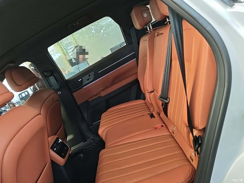 Jetour L7, 2025 13