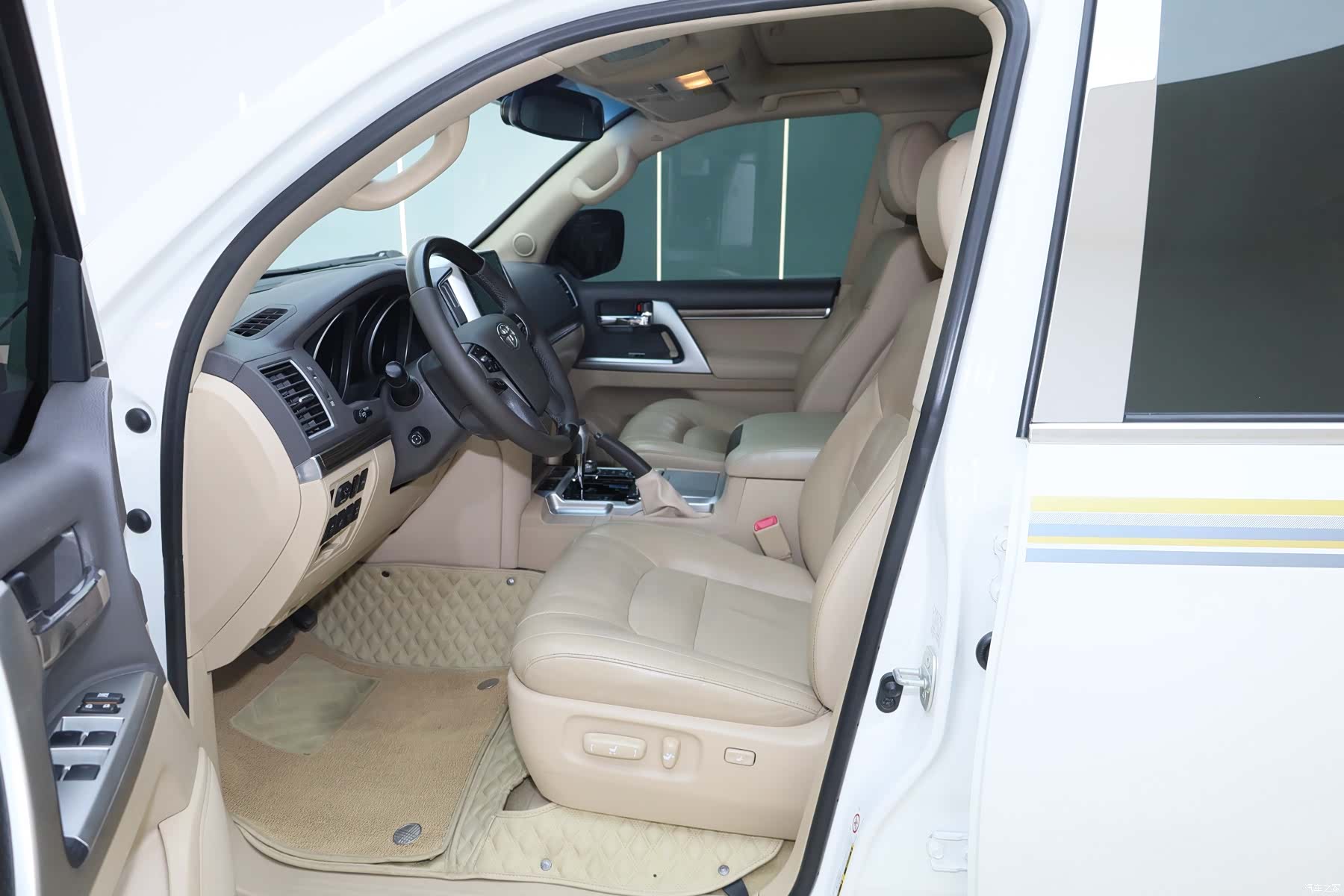 Toyota Land Cruiser, 2013 15