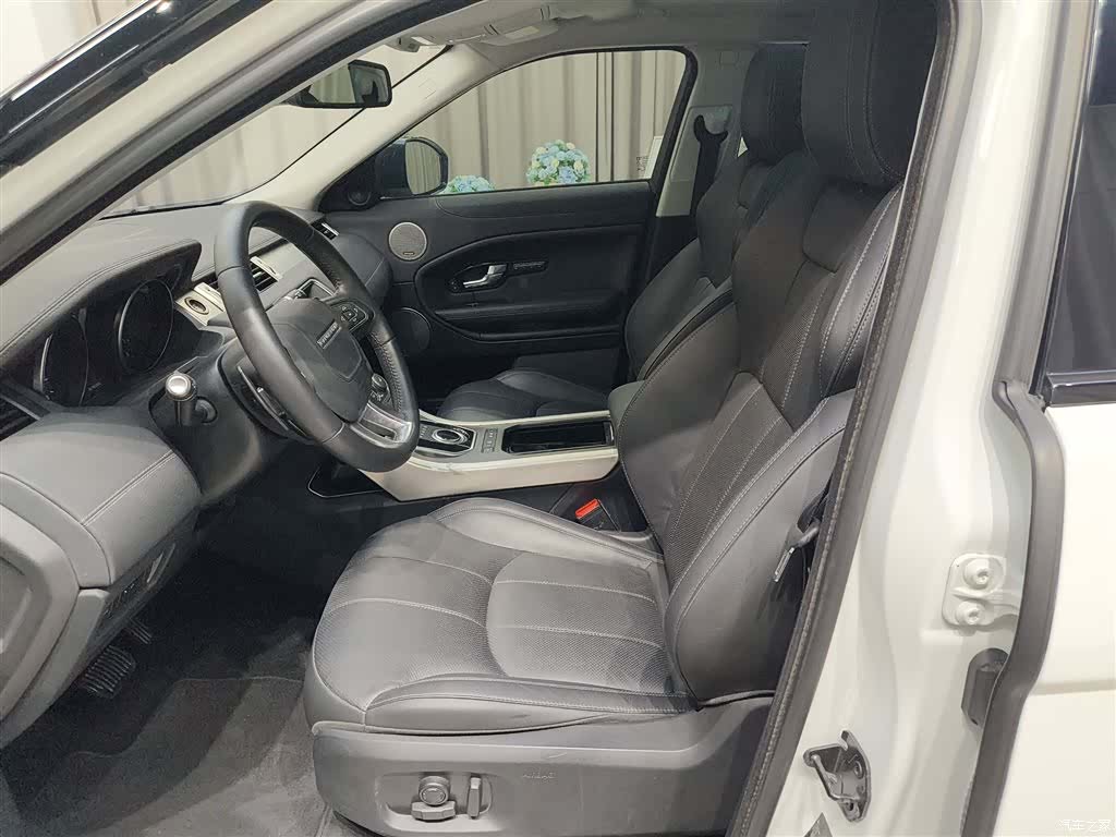 Land Rover Range Rover, 2018 11