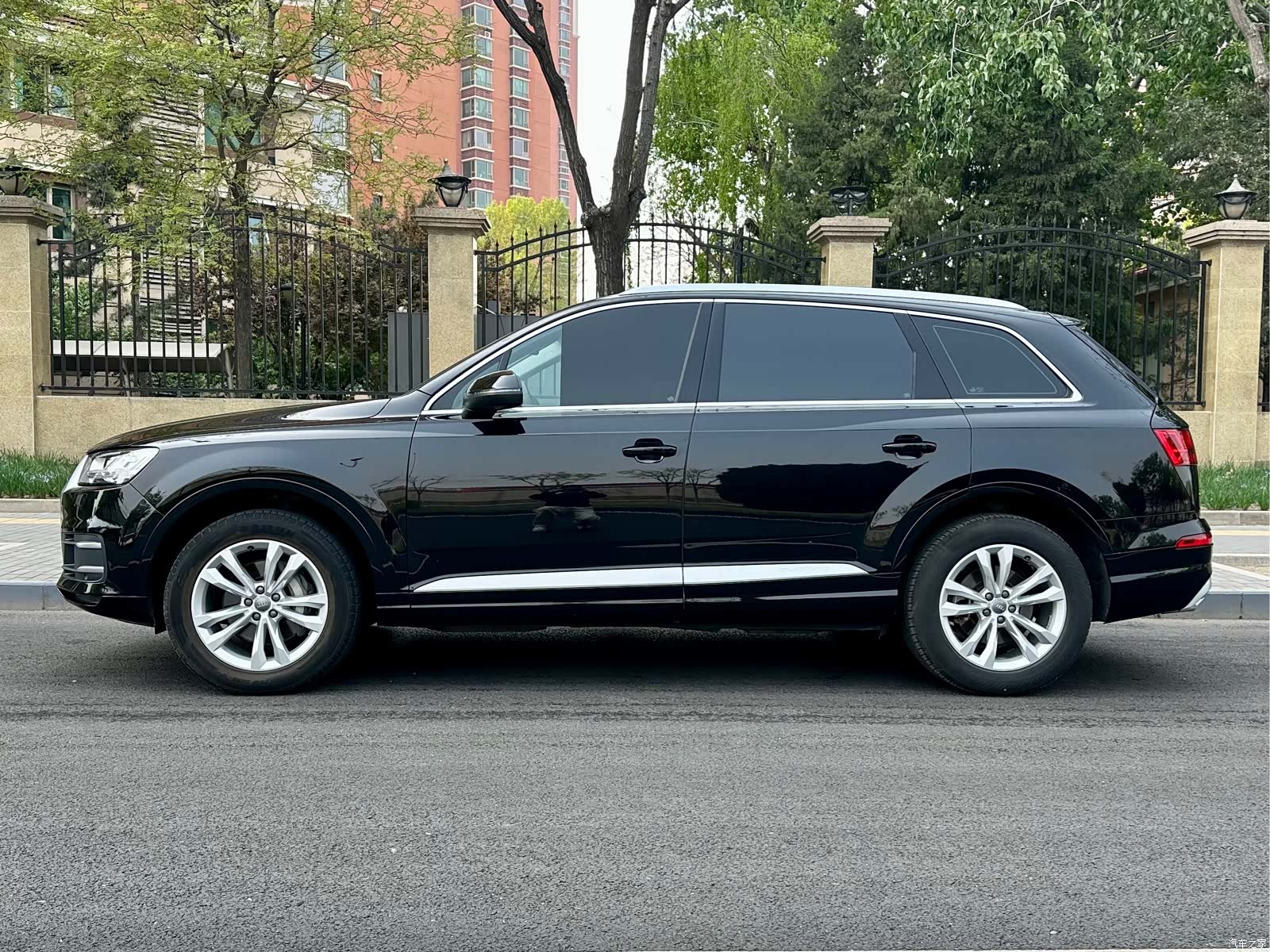 Audi Q7, 2019 3