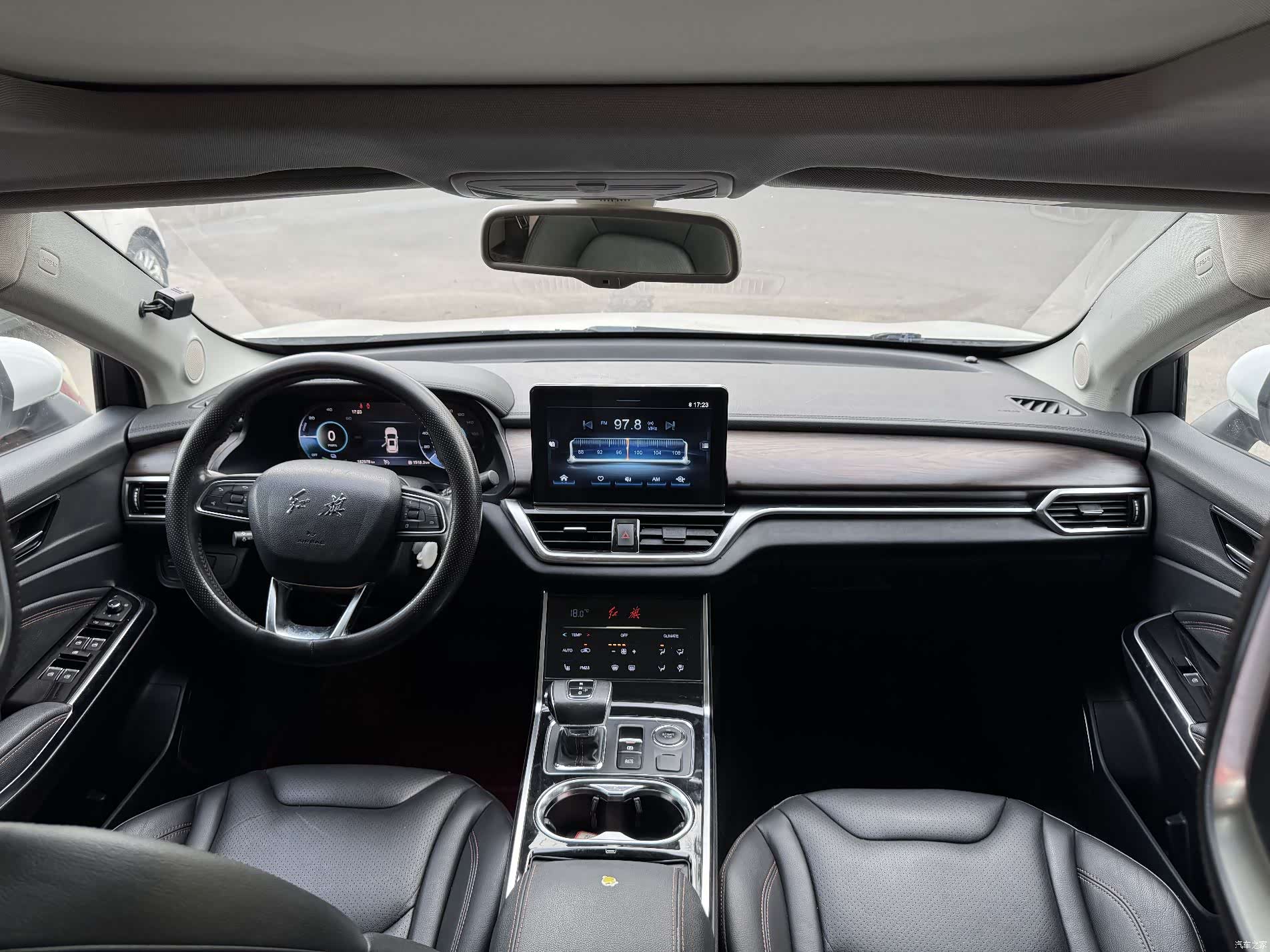 Hongqi HS3, 2019 все фото