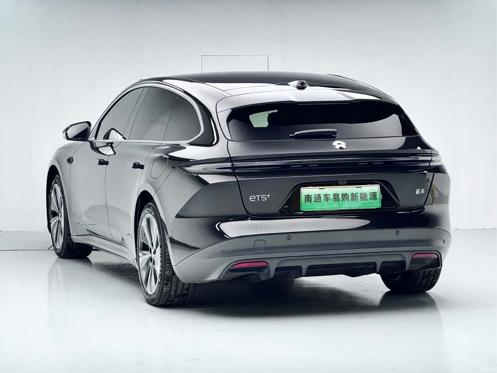 NIO ET5, 2025 все фото