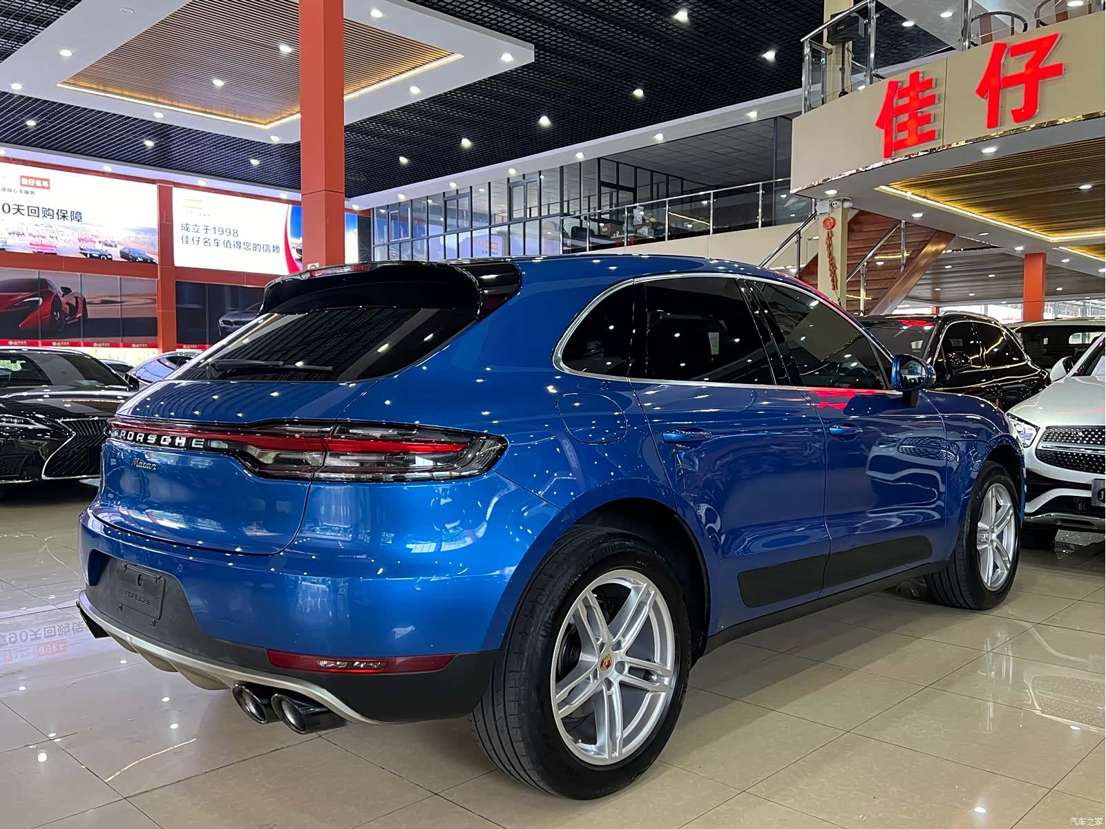 Porsche Macan, 2019 все фото