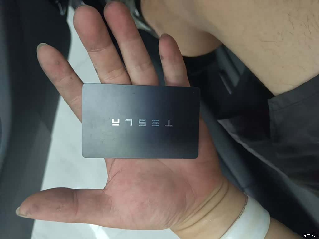 Tesla Model Y, 2023 17