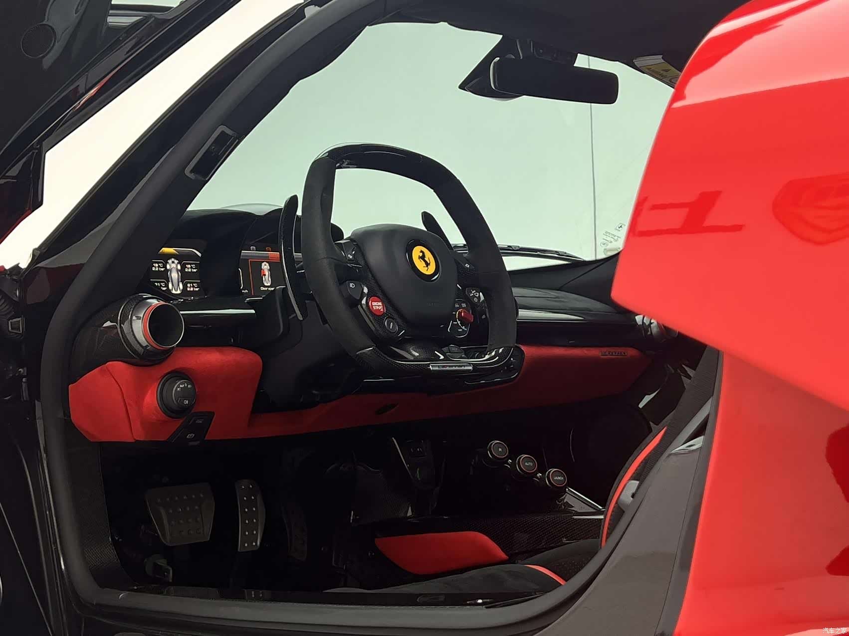 Ferrari LaFerrari, 2015 24