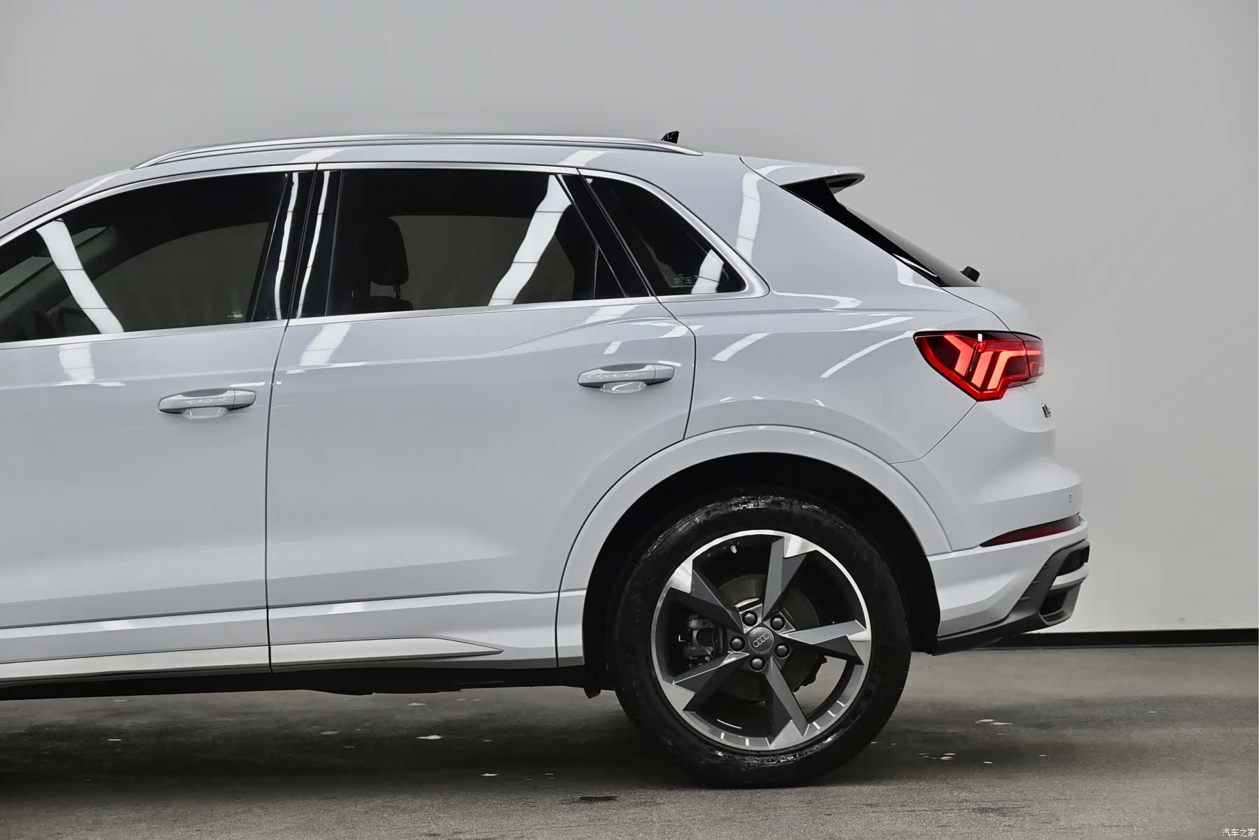 Audi Q3, 2019 21