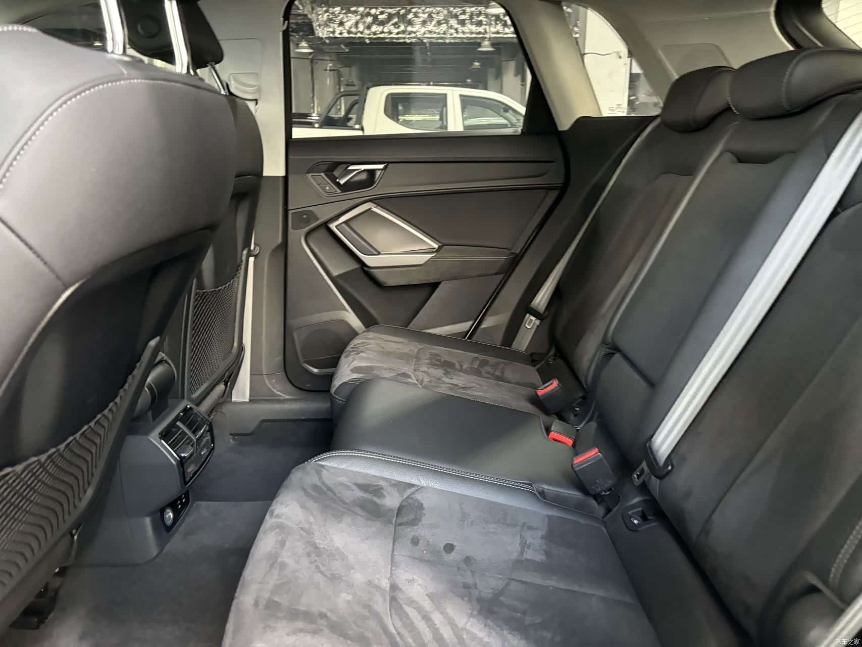 Audi Q3, 2023 15