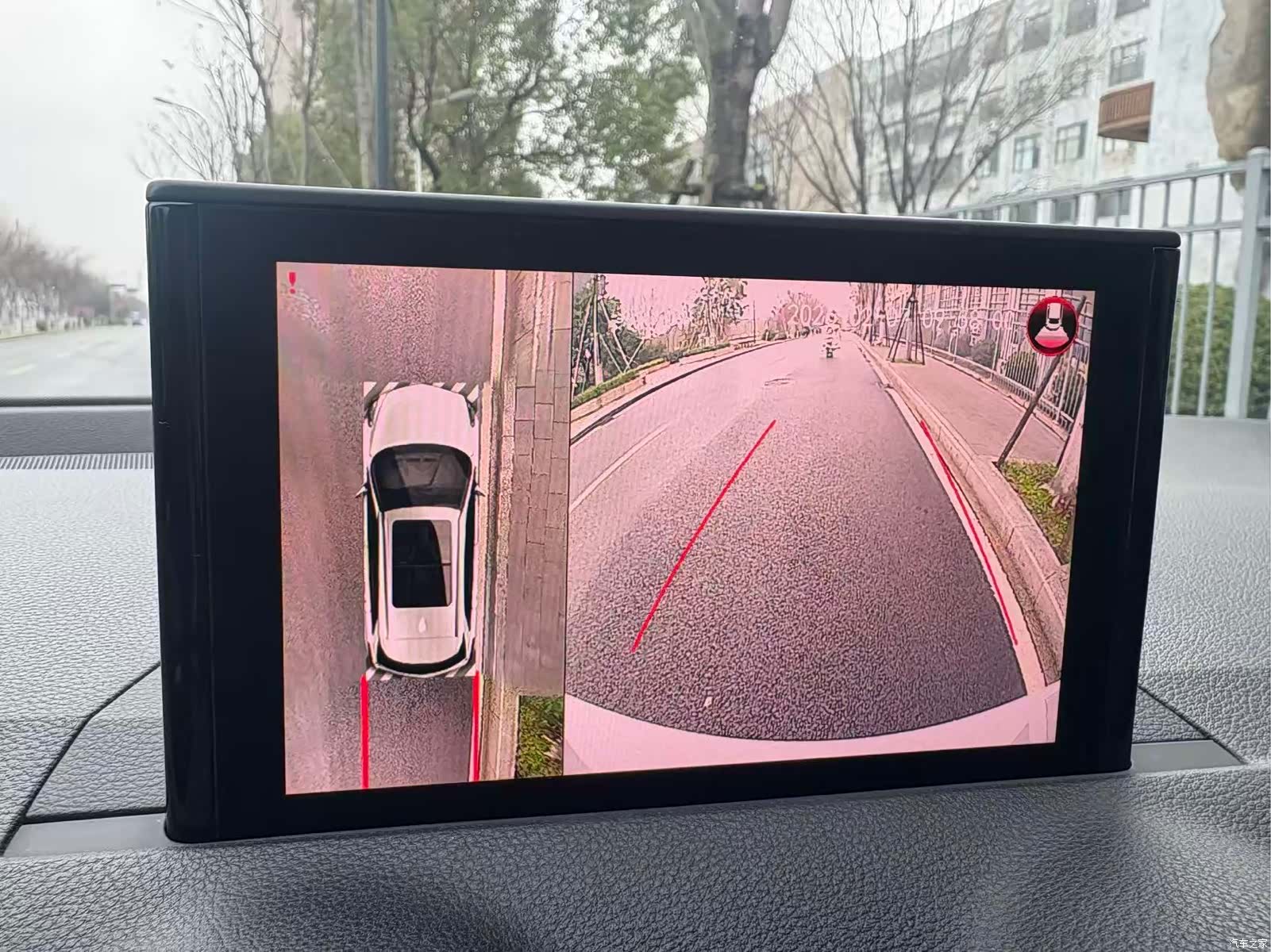 Audi Q2L, 2019 все фото