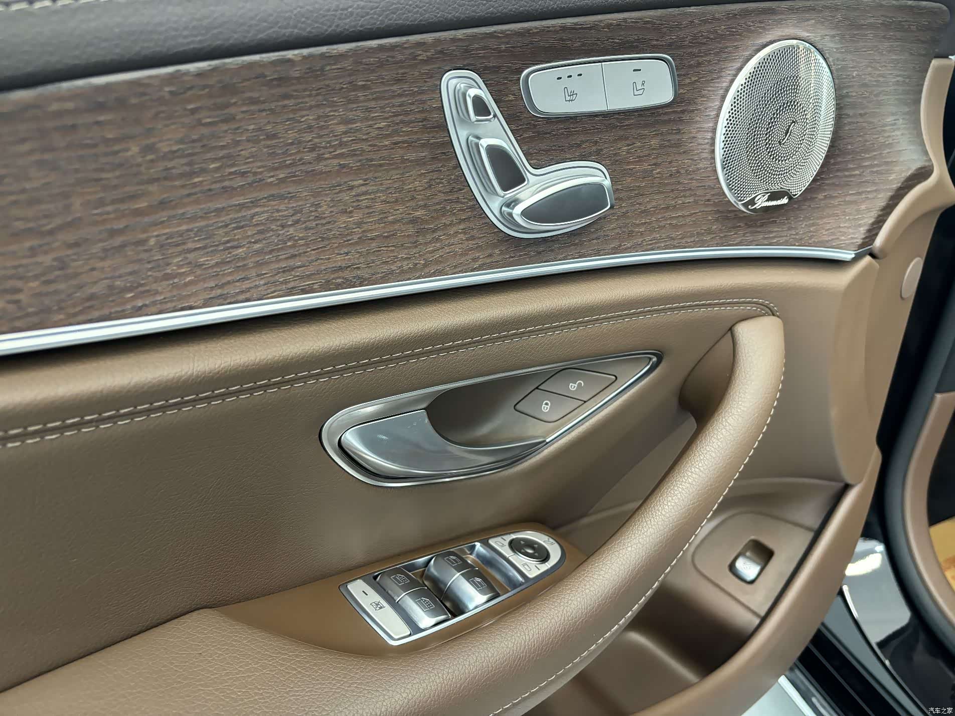 Mercedes-Benz E-Class, 2022 12