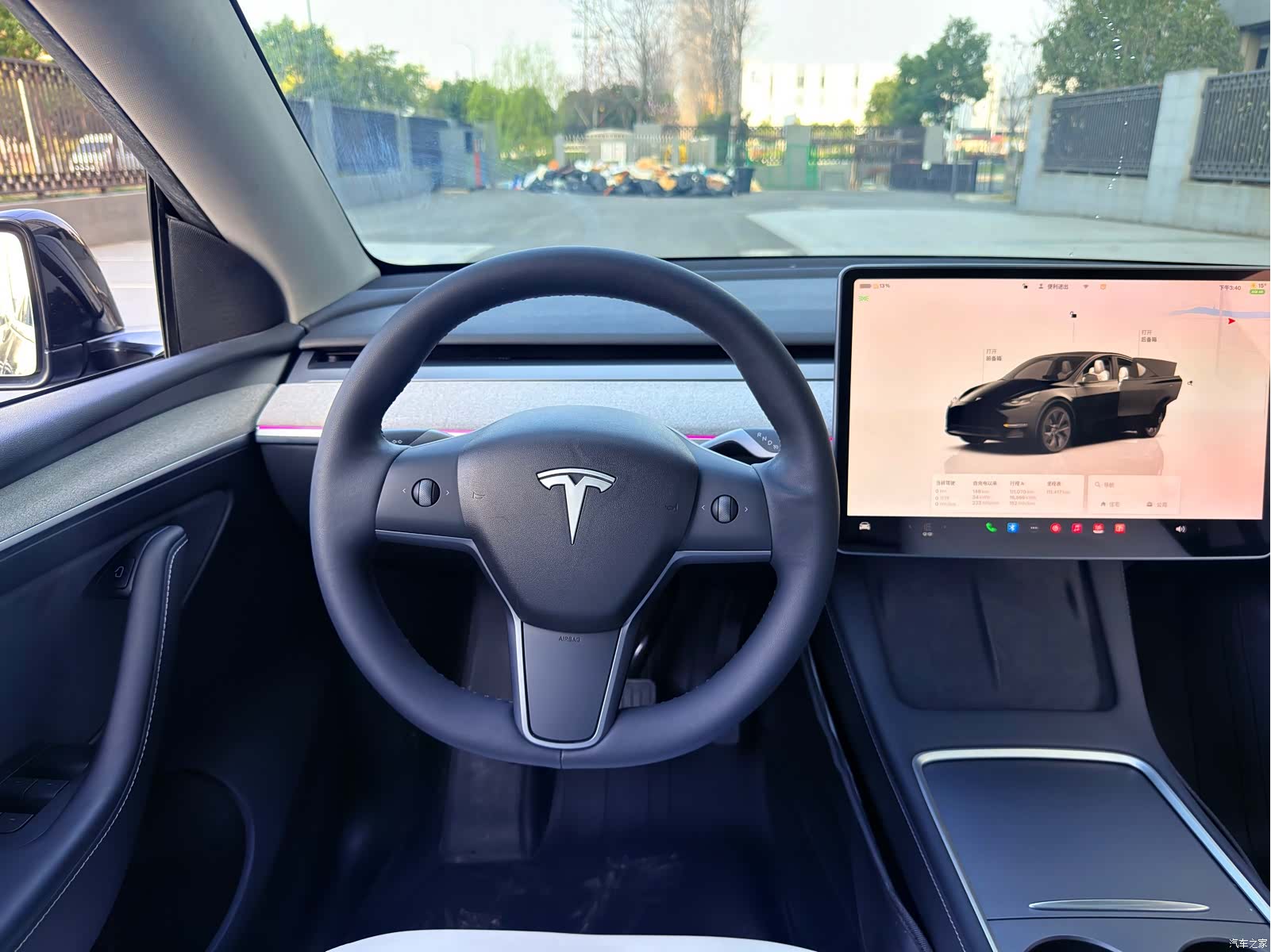 Tesla Model Y, 2023 13