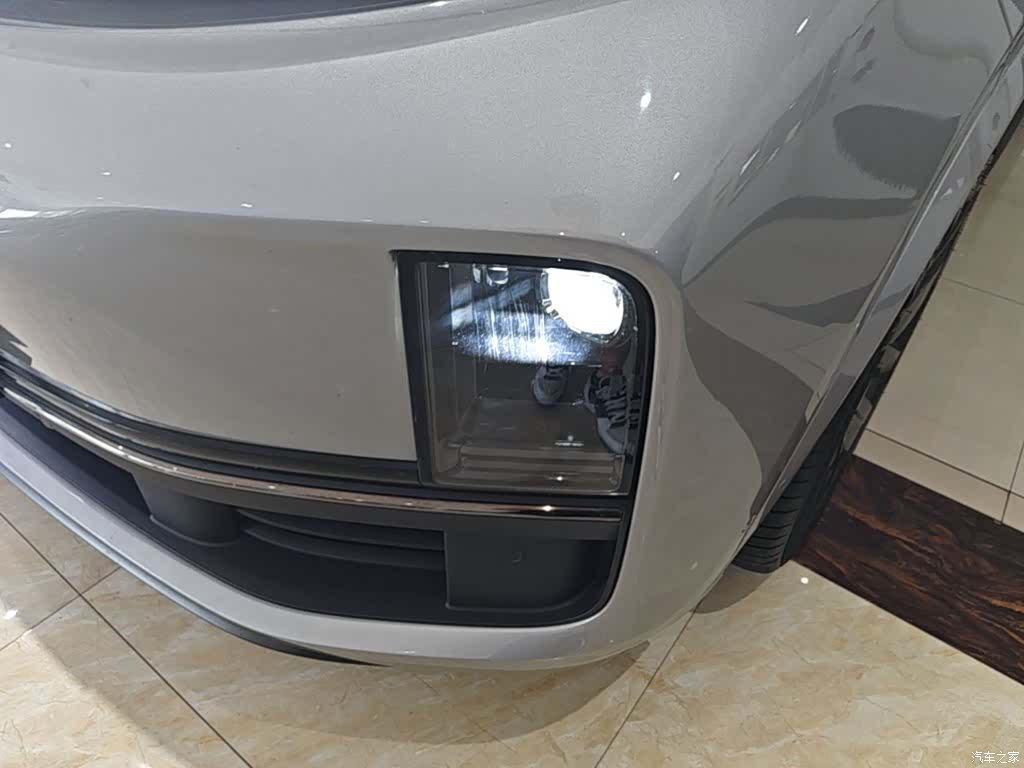 Li Auto L9, 2023 24