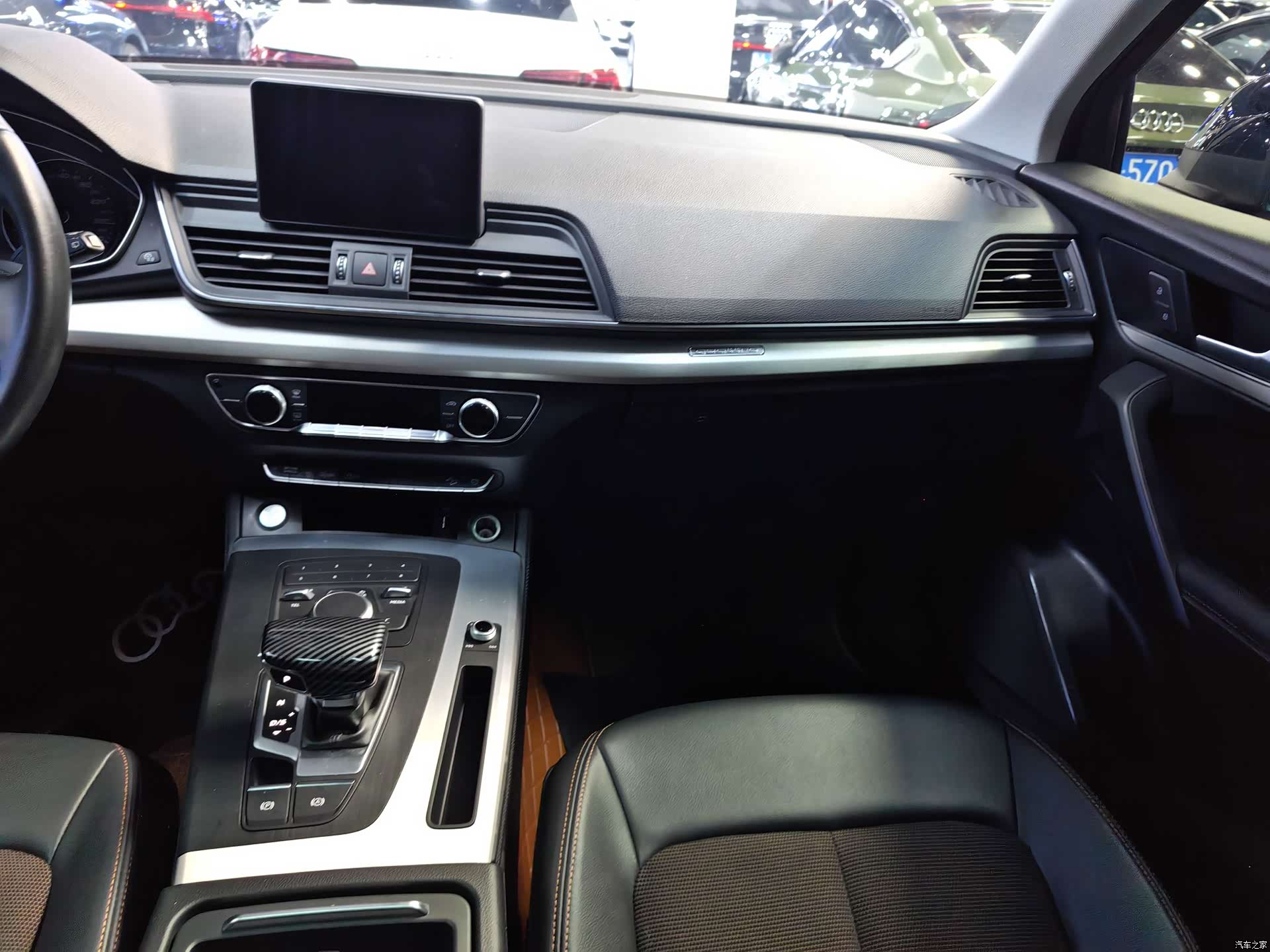Audi Q5L, 2021 14