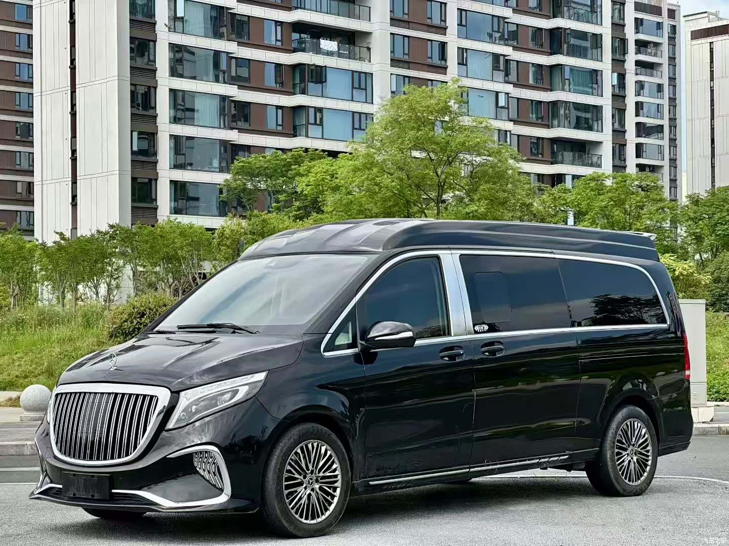 AMXiaoAoQiChe V-Class, 2023 1