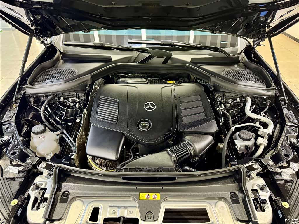 Mercedes-Benz GLC, 2024 10
