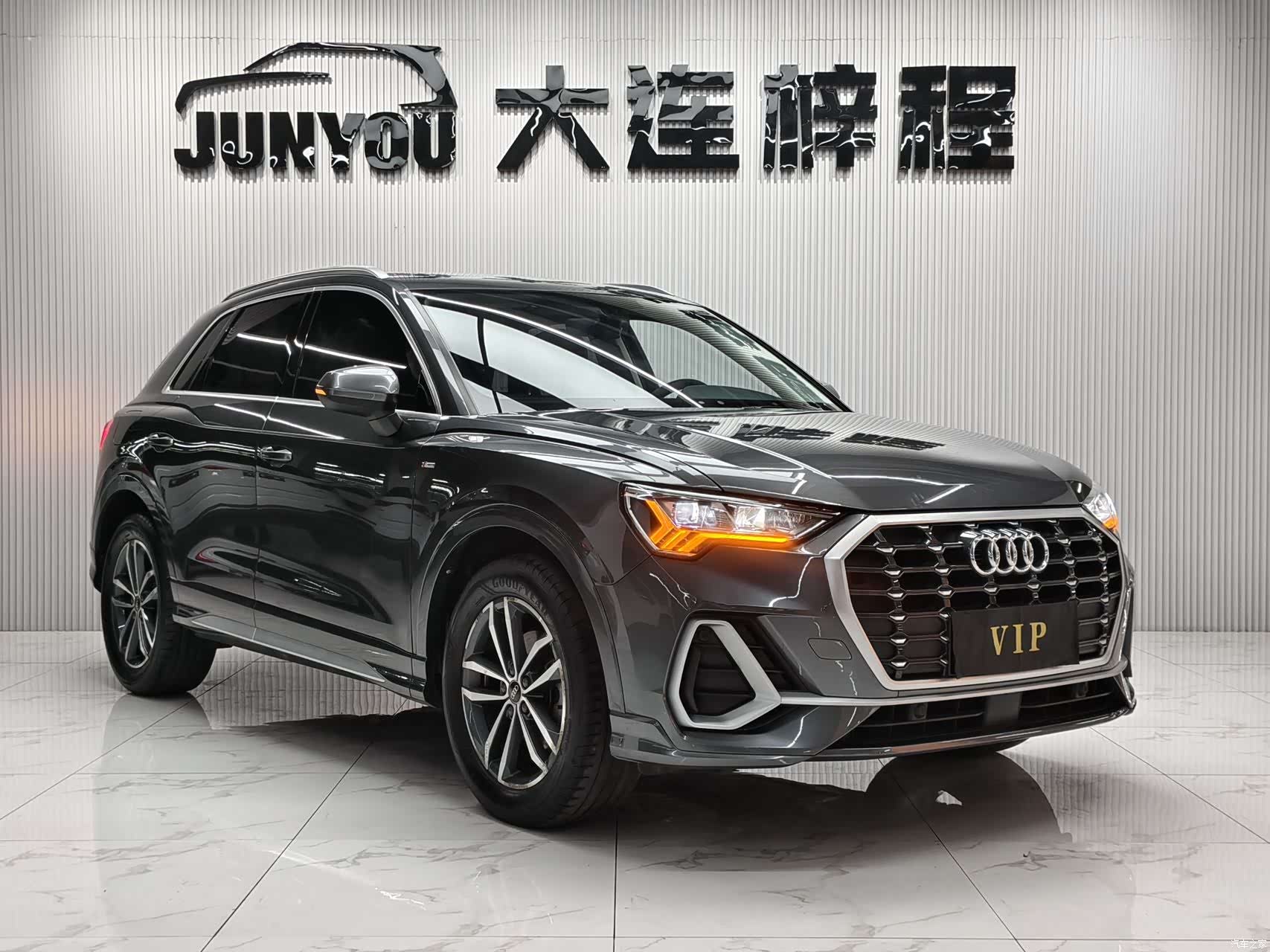 Audi Q3, 2022 3