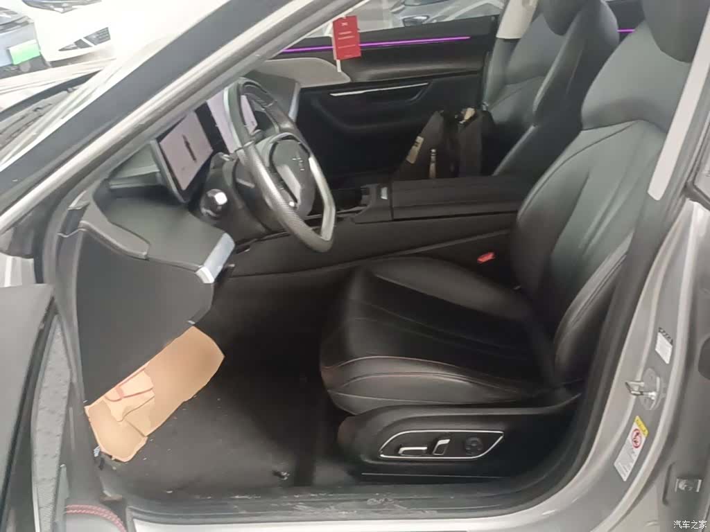 Xpeng P7, 2021 15