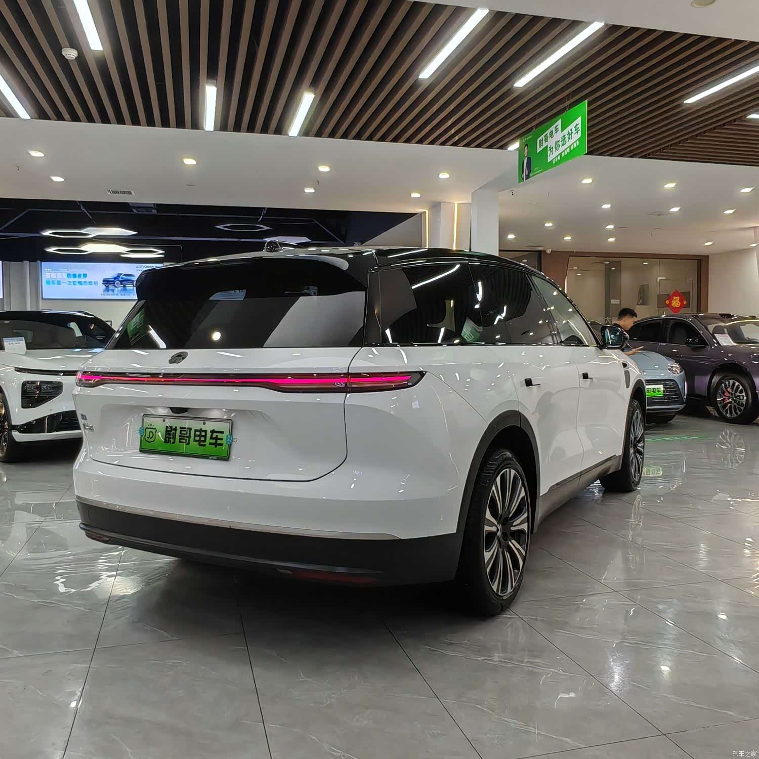 NIO ES8, 2024 14